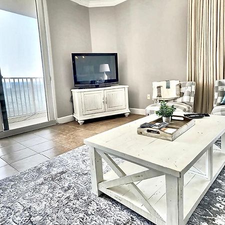 Happy Ours 2200 Sq Ft Corner Beachfront Sleeps 12 Panama City Beach Eksteriør billede