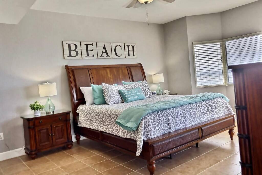 Happy Ours 2200 Sq Ft Corner Beachfront Sleeps 12 Panama City Beach Eksteriør billede