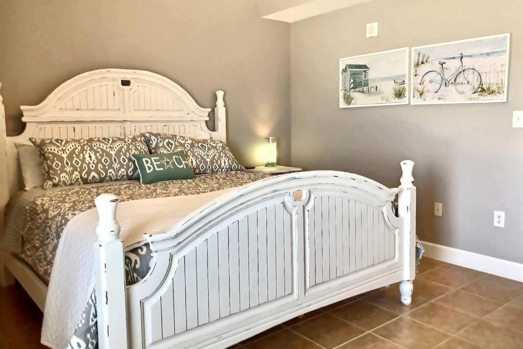 Happy Ours 2200 Sq Ft Corner Beachfront Sleeps 12 Panama City Beach Eksteriør billede