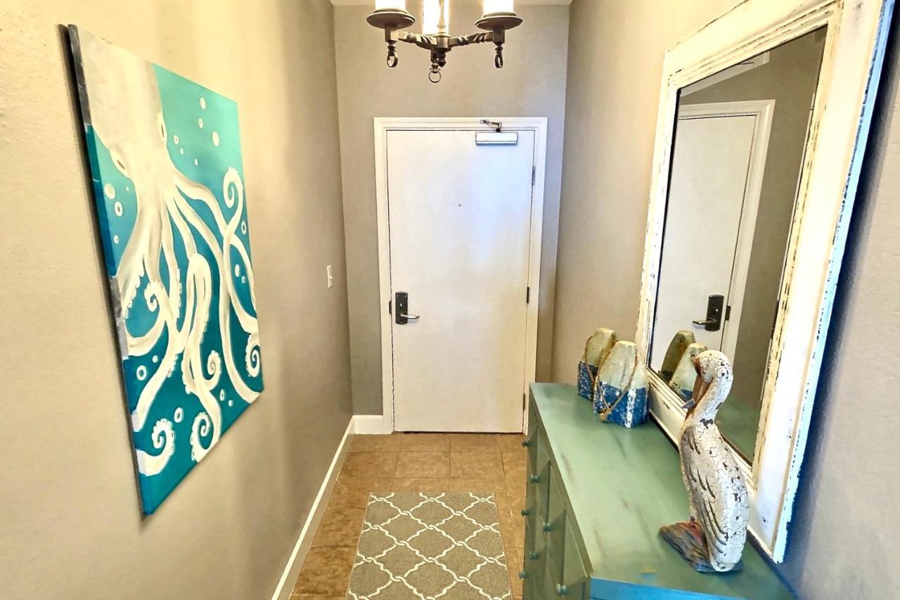 Happy Ours 2200 Sq Ft Corner Beachfront Sleeps 12 Panama City Beach Eksteriør billede